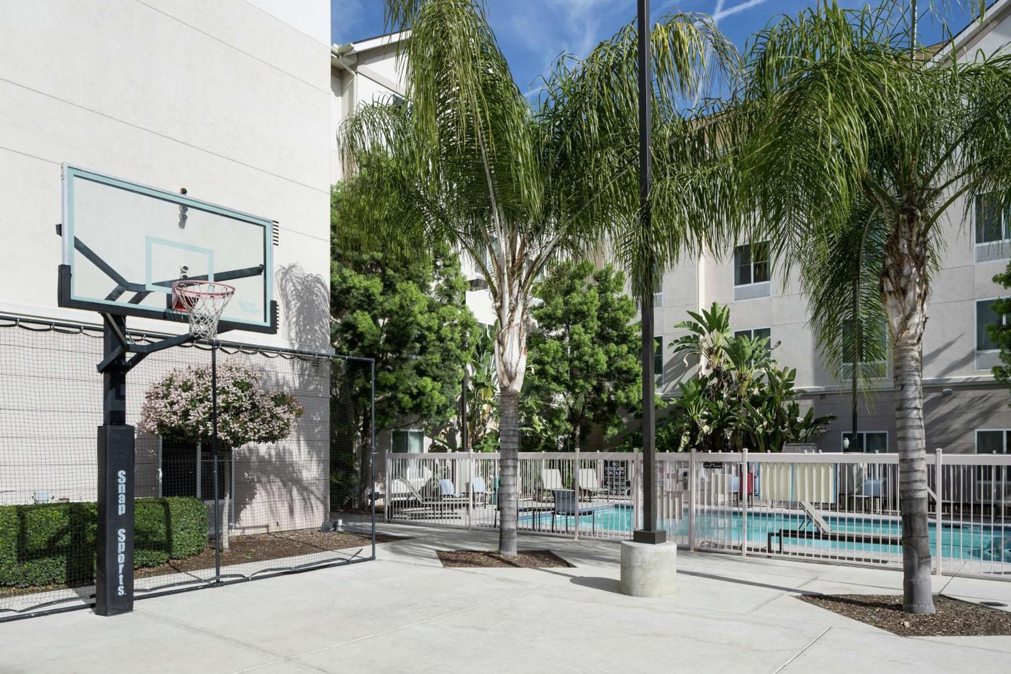 Homewood Suites By Hilton Fresno Airport/Clovis Exterior photo